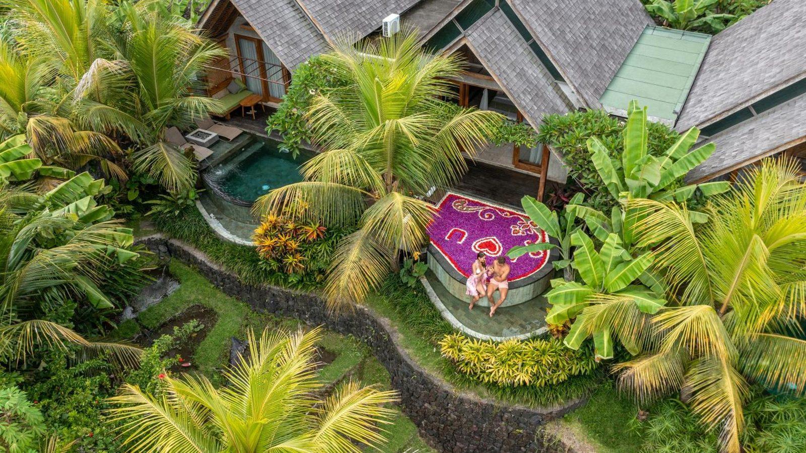 Private pool ringed by lush tropical plants at Wana Bucu Villas on Jl. Bisma, Ubud
