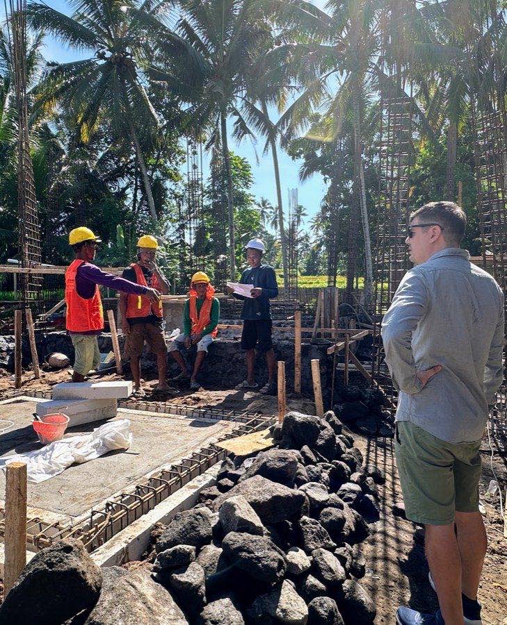 Dan overseeing the construction team at Hubuddha Villas